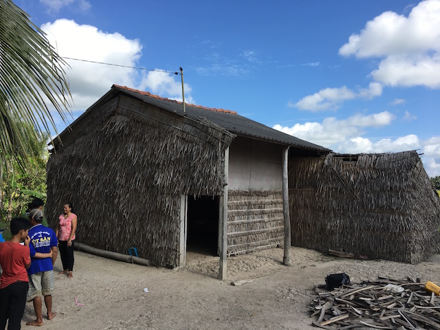 Vợ sinh em bé, cha dượng cưỡng hiếp con riêng