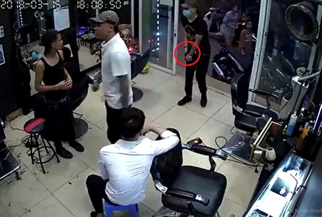 Hà Nội: Nghi án ghen tuông, giải quyết bằng súng