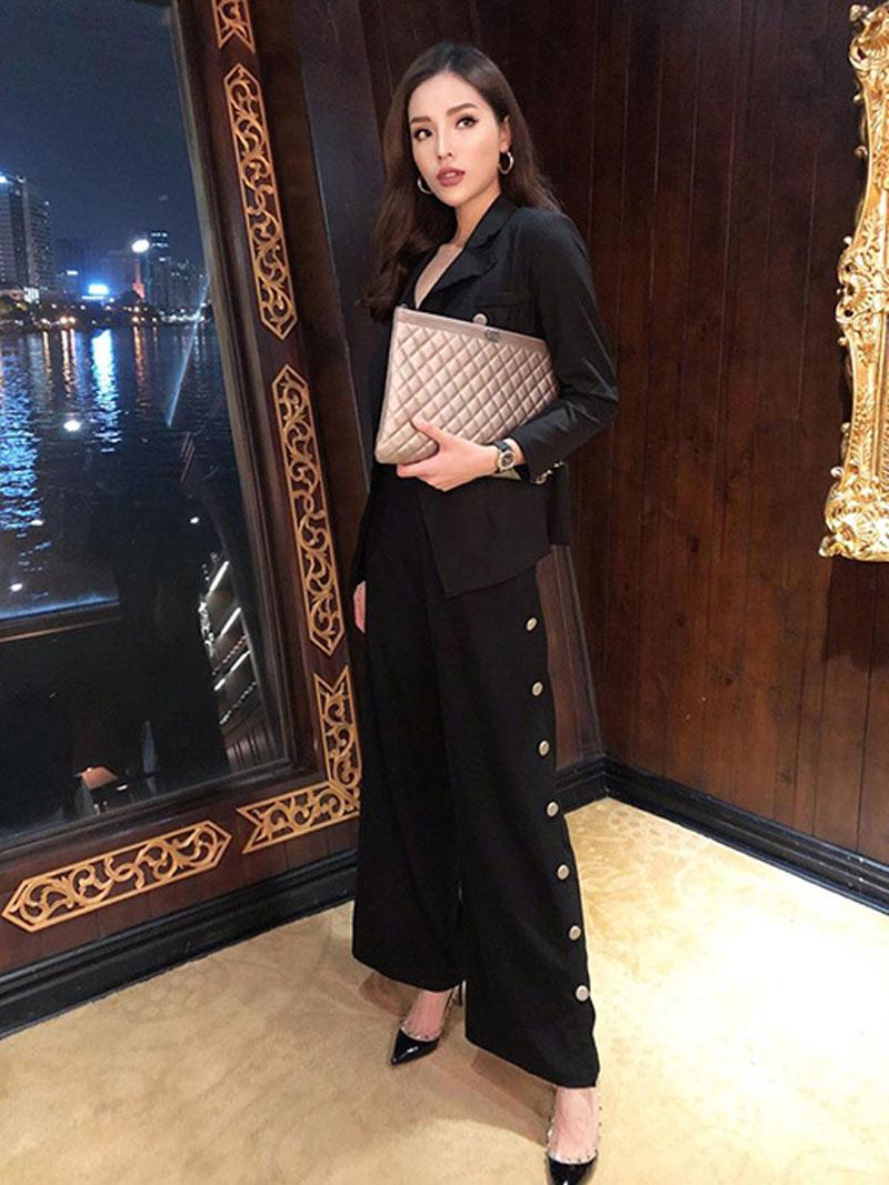 Đúng là đẳng cấp Hồ Ngọc Hà, Thanh Hằng, mặc quần vải đen cũng sang chảnh hết nấc!