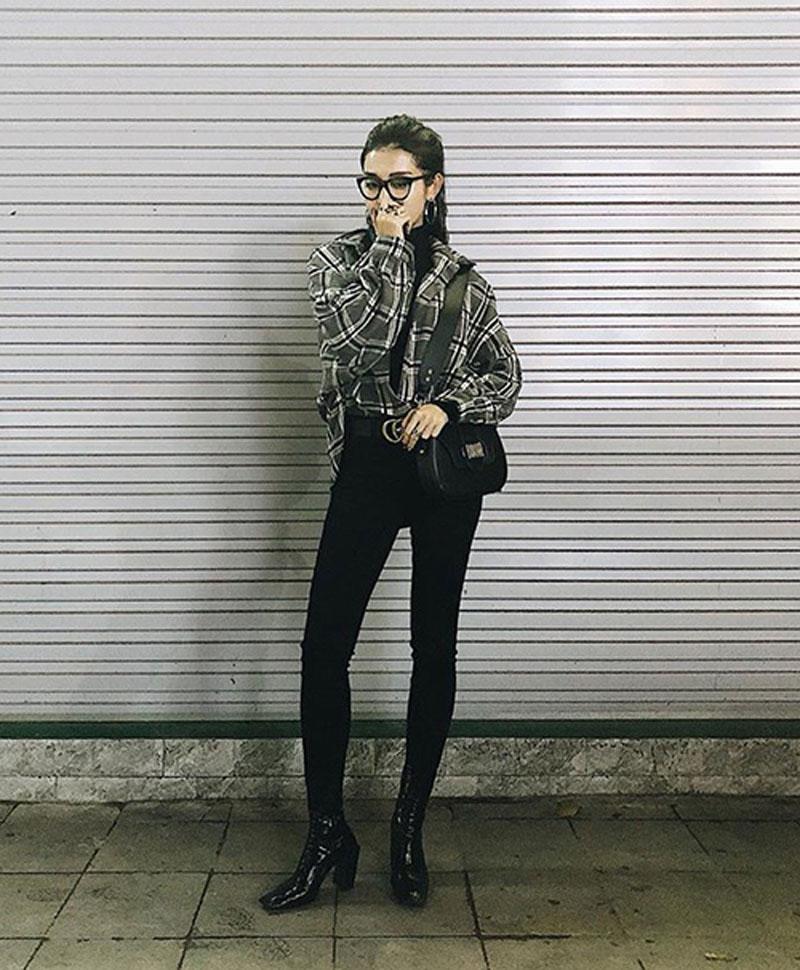 Đúng là đẳng cấp Hồ Ngọc Hà, Thanh Hằng, mặc quần vải đen cũng sang chảnh hết nấc!