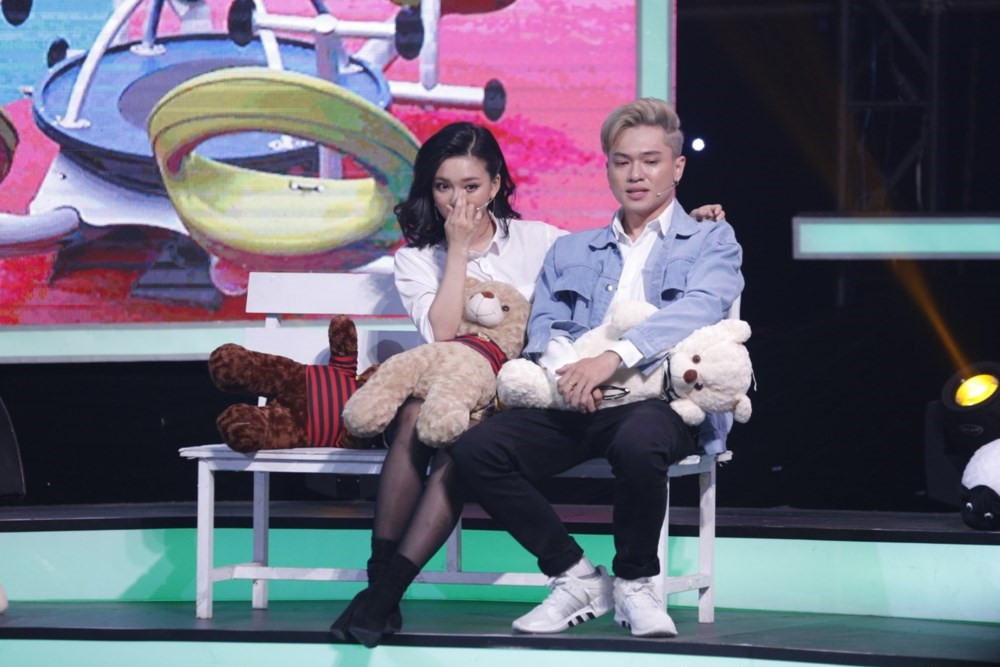 Show hẹn hò dung tục Mỹ về Việt Nam: Có phản cảm trên truyền hình? photo 6 show-hen-ho-dung-tuc-my-ve-viet-nam-co-phan-cam-tren-truyen-hinh photo 6