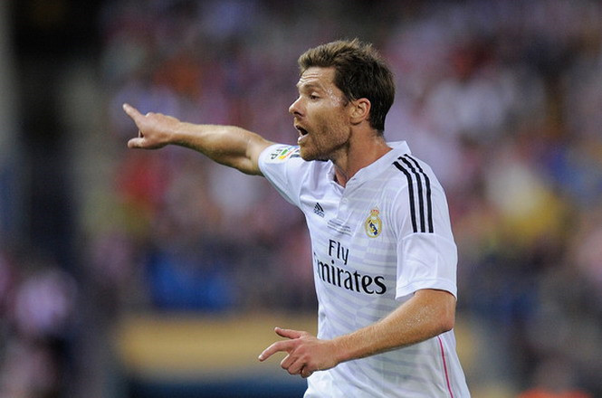 Cựu tiền vệ Xabi Alonso đối mặt với án tù 8 năm vì trốn thuế