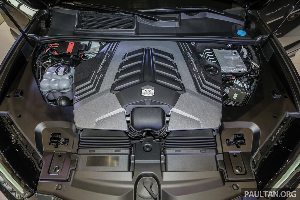 Lamborghini Urus ra mắt tại Đông Nam Á, giá 255.000 USD