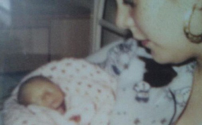 Người mẹ mất con 2 lần, bị sảy thai 22 lần, bác sĩ chỉ nói rằng vì cô không may mắn mà thôi