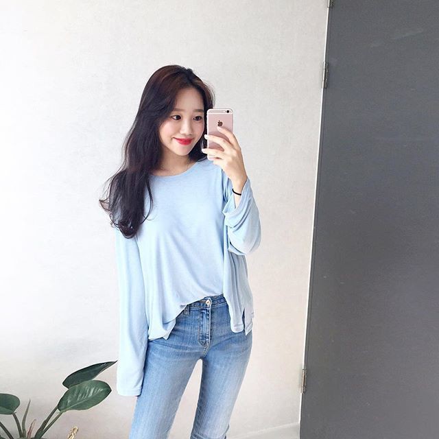 Gợi ý đầu tuần diện đồ màu xanh baby cho nàng công sở trẻ, xinh hết nấc Gợi ý đầu tuần diện đồ màu xanh baby cho nàng công sở trẻ, xinh hết nấc