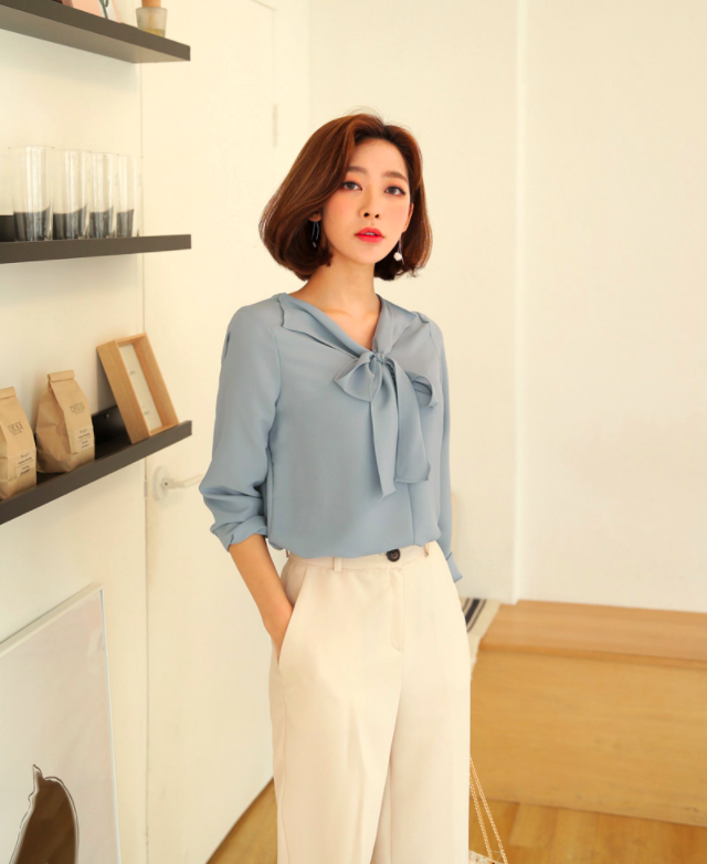 Gợi ý đầu tuần diện đồ màu xanh baby cho nàng công sở trẻ, xinh hết nấc