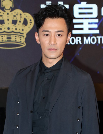 Lâm Phong chia tay bạn gái sau 5 năm yêu