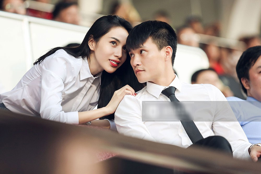 Lê Công Vinh: Tôi chỉ cảm thấy yêu vợ mỗi ngày một nhiều hơn Lê Công Vinh: Tôi chỉ cảm thấy yêu vợ mỗi ngày một nhiều hơn