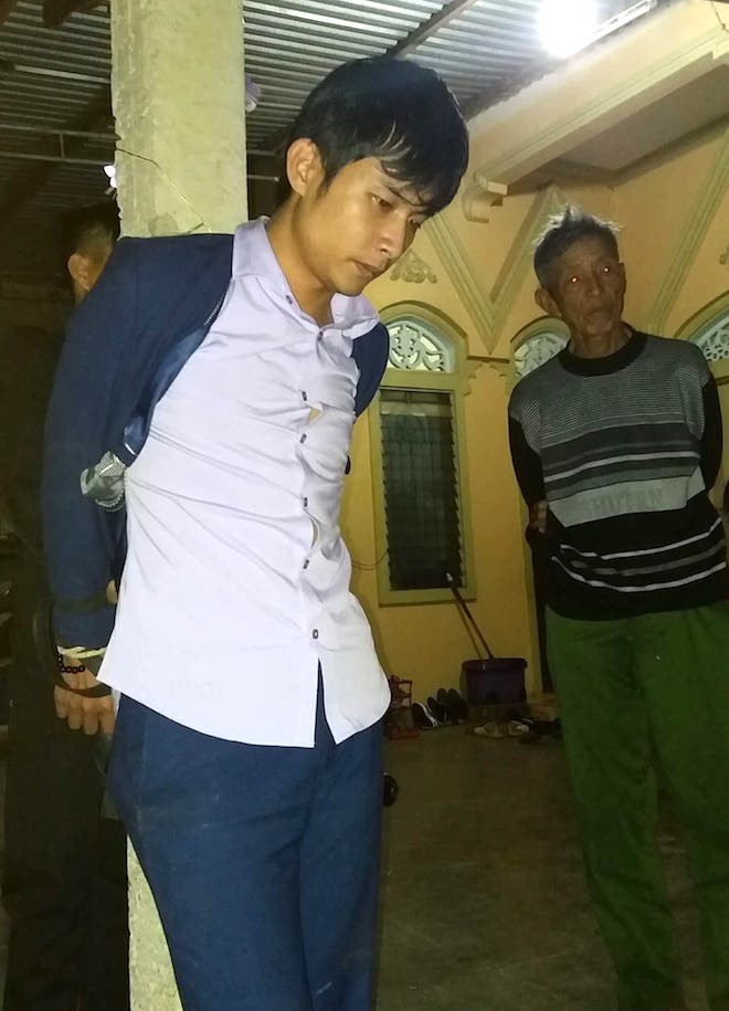 Nửa đêm đi nhận tiền chạy việc, thanh niên bị người dân hô hào vây bắt