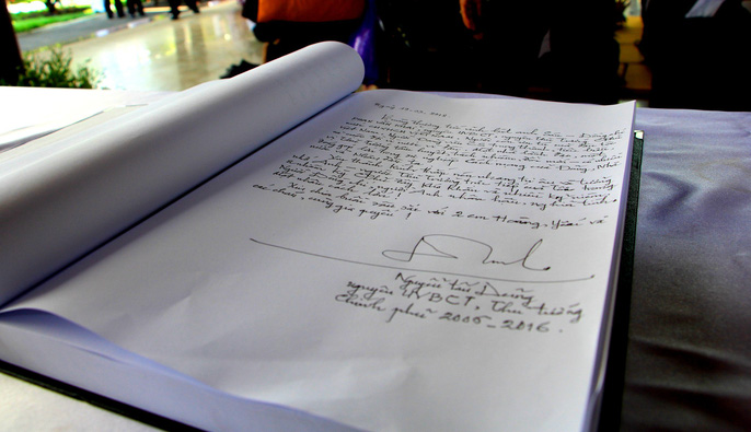 Nguyên Thủ tướng Nguyễn Tấn Dũng tiễn biệt cố Thủ tướng Phan Văn Khải