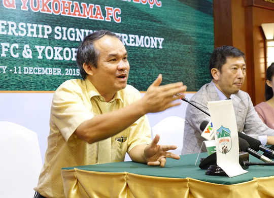 Bầu Đức: Tháng 4, tôi sẽ bỏ bóng đá nếu anh Tú trúng cử