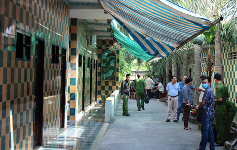 Đôi nam nữ chết trên vũng máu trong nhà trọ