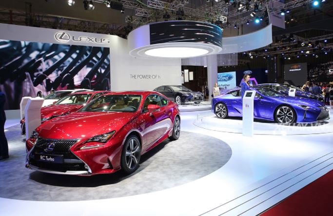 Lexus ế chưa từng có ở Việt Nam