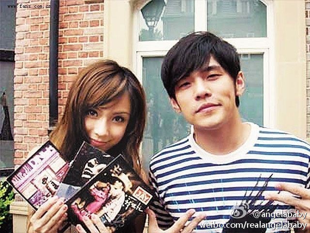 Không thể nhận ra 10 năm trước Angela Baby từng là vũ công sexy trong show của Châu Kiệt Luân