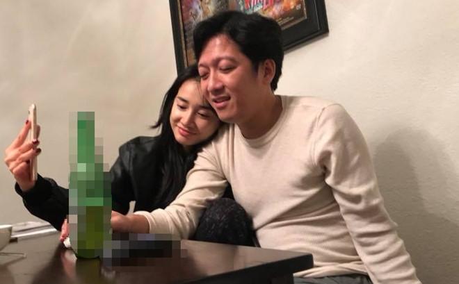 Trường Giang và những cuộc tình: Gã đào hoa hay kẻ lăng nhăng của showbiz Việt? Trường Giang và những cuộc tình: Gã đào hoa hay kẻ lăng nhăng của showbiz Việt?