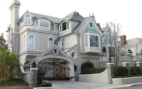 Đất nền mặt phố Hồ Tây: 900 triệu/m2