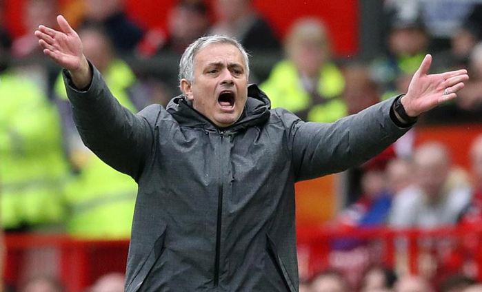 MU hỗn loạn: Màn tung hê đi vào vết xe đổ của Mourinho