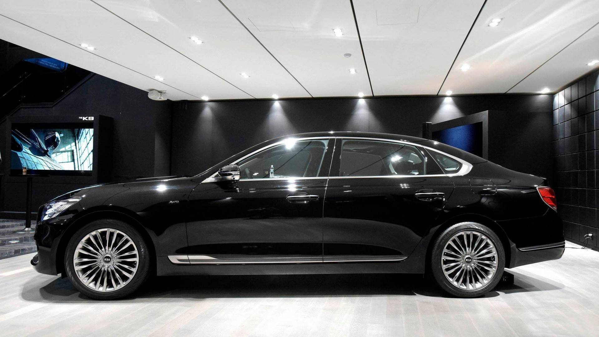 Kia K9 thế hệ mới ra mắt - tham vọng cạnh tranh xe Đức