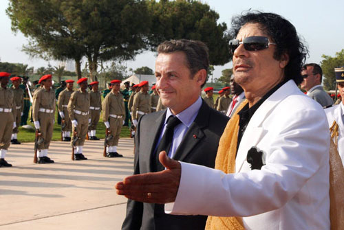 Cuộc chiến Sarkozy phát động ở Libya và kho vàng 143 tấn của Gaddafi