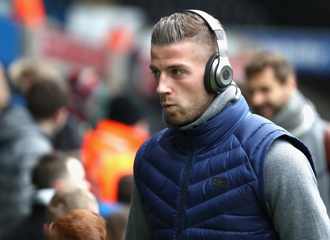 M.U dạm hỏi Alderweireld, Tottenham không ngần ngại hét giá