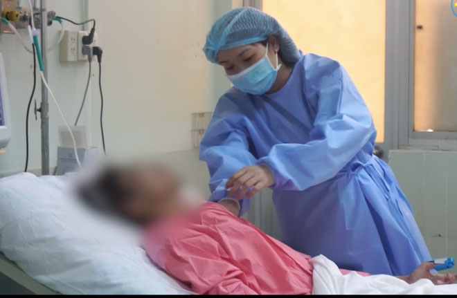 Vợ bỏ đi, người đàn ông Tiền Giang gửi con nhỏ lại quê nhà lên Sài Gòn nhận sự sống từ trái tim miền Bắc