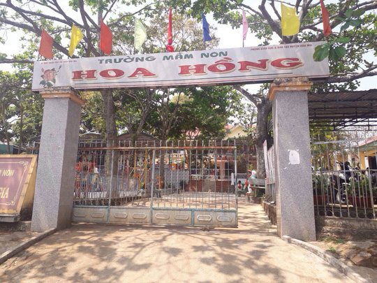 Cô giáo bị phụ huynh làm nhục tại trường?