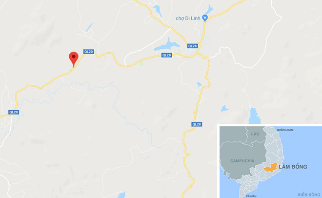 Ôtô 16 chỗ lộn nhiều vòng trên quốc lộ