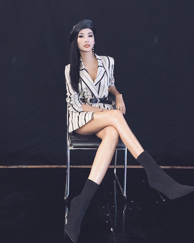 Ai mặc cũng đẹp, bảo sao kiểu đồ này lại hot đến thế!