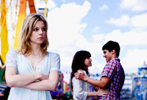 Kẻ thứ 3 đáng thương cỡ nào cũng không bằng người phụ nữ bị phản bội trong cuộc