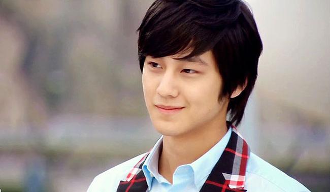 Hoàng tử Gốm Kim Bum của Vườn Sao Băng năm nào giờ xuống sắc khó ai nhận ra