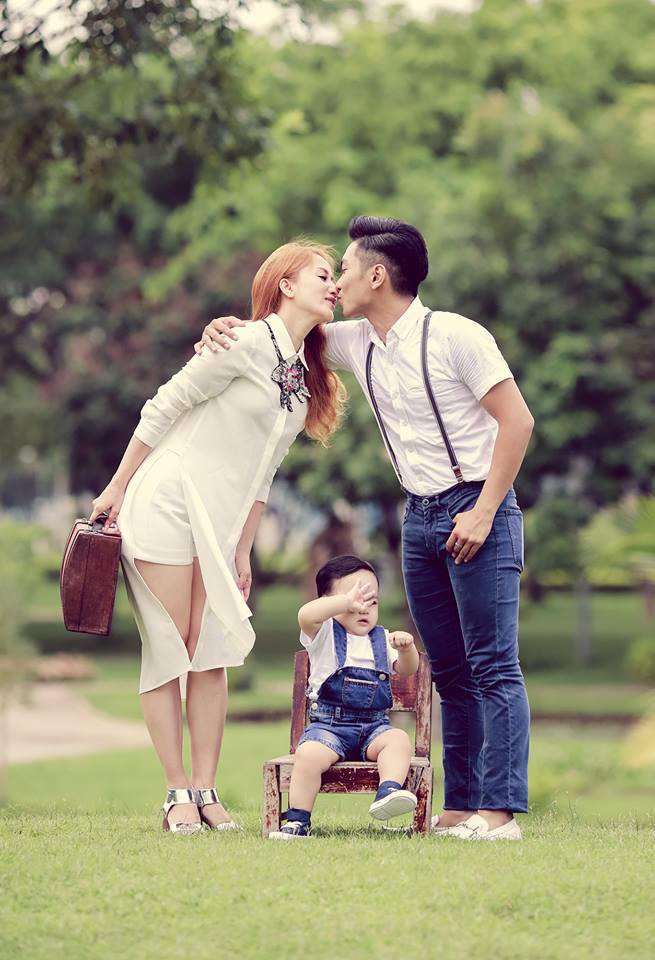 Fan ngất ngây trước lời chúc sinh nhật nhiều đường của Phan Hiển dành cho Khánh Thi Fan ngất ngây trước lời chúc sinh nhật nhiều đường của Phan Hiển dành cho Khánh Thi