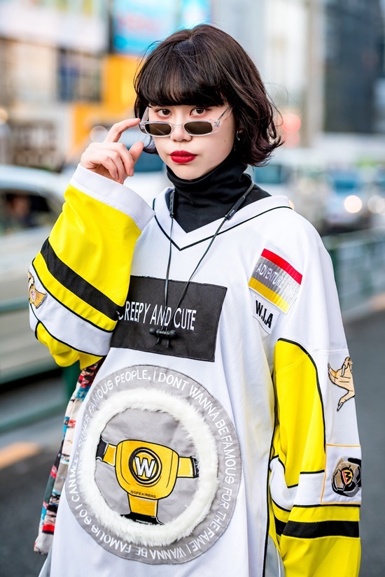 Giới trẻ mặc nổi loạn trên đường phố Tokyo