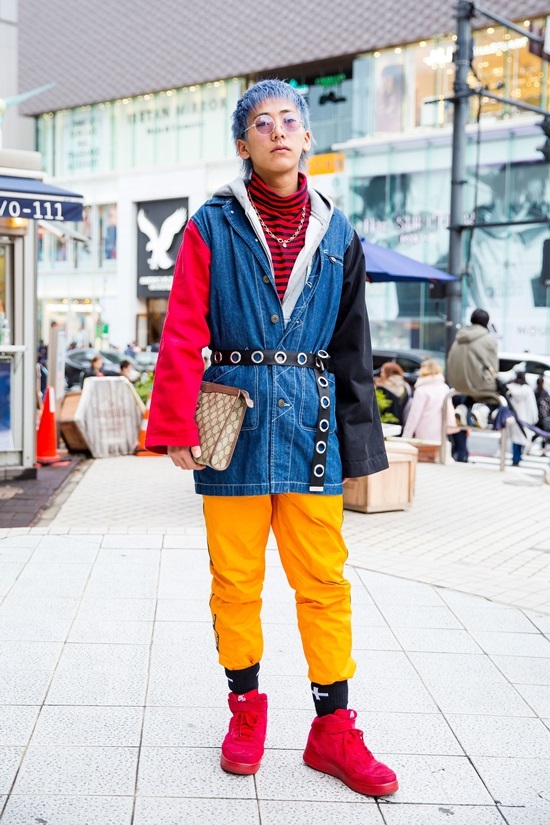 Giới trẻ mặc nổi loạn trên đường phố Tokyo