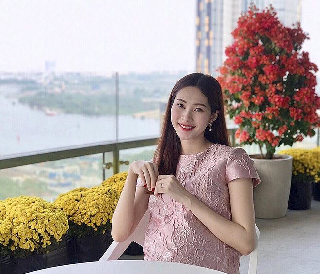 Hoa hậu Thu Thảo đã hạ sinh con đầu lòng