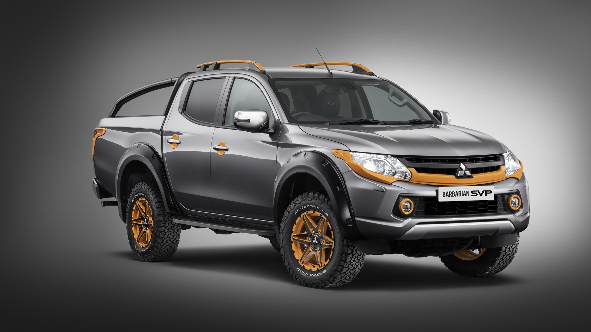 Mitsubishi tung pick-up bản độc giá gần 1 tỷ đồng Mitsubishi tung pick-up bản độc giá gần 1 tỷ đồng