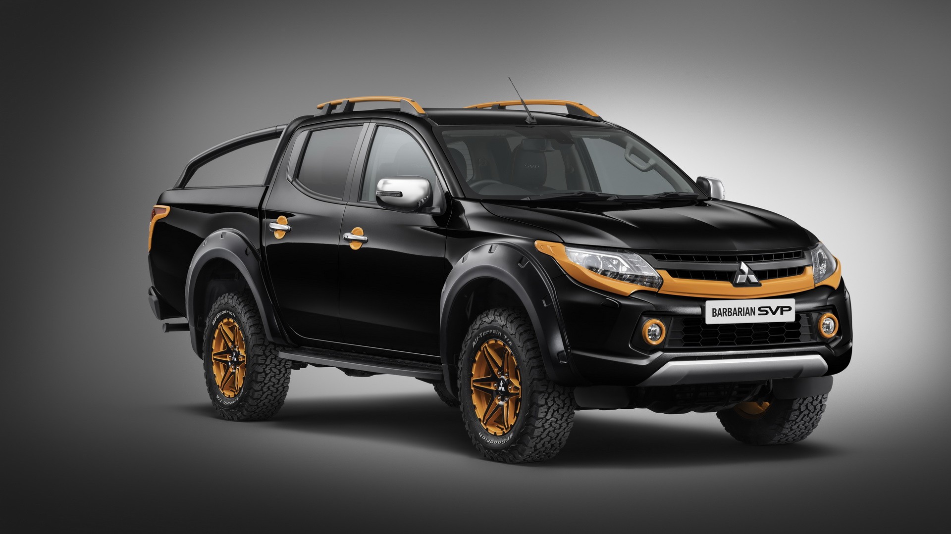 Mitsubishi tung pick-up bản độc giá gần 1 tỷ đồng Mitsubishi tung pick-up bản độc giá gần 1 tỷ đồng