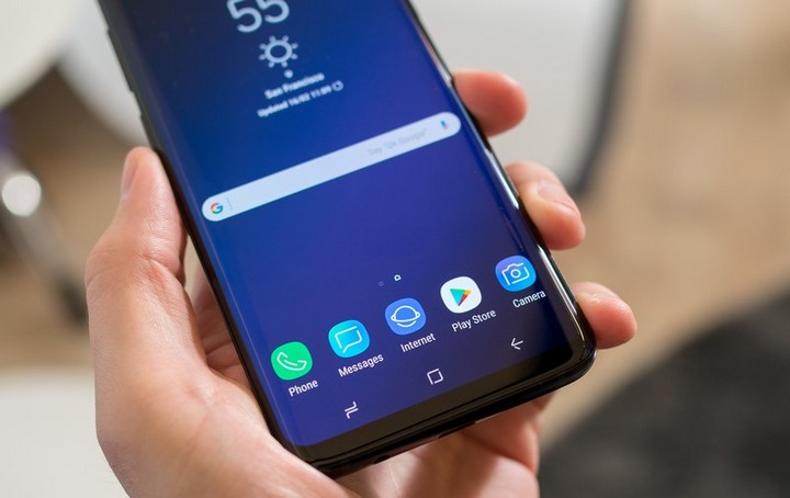 Samsung Galaxy S9 bị tố xuất hiện nhiều điểm chết trên màn hình Samsung Galaxy S9 bị tố xuất hiện nhiều điểm chết trên màn hình