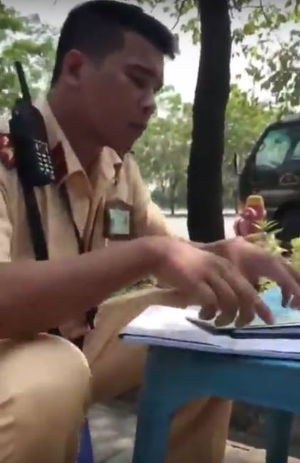 Có bằng lái xe quốc tế cần thêm điều kiện gì để lái xe ở Việt Nam?