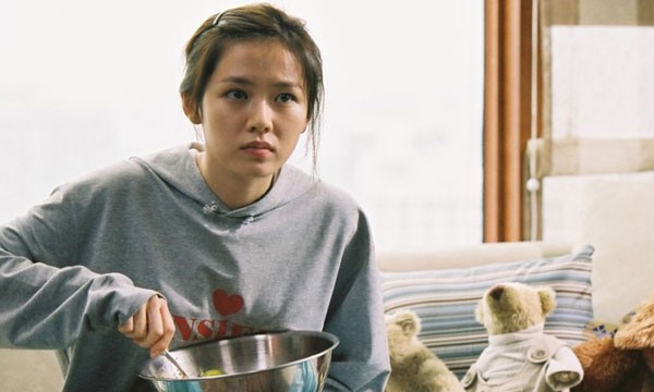 Than thở chồng đi ăn mà đem phần về đạm bạc, mẹ trẻ không ngờ bị mắng ngược