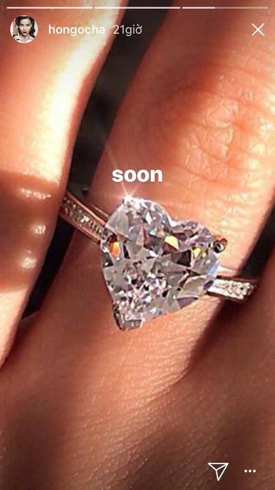 Hồ Ngọc Hà bức xúc đáp trả khi bị cho rằng mượn ảnh đeo nhẫn kim cương để sống ảo