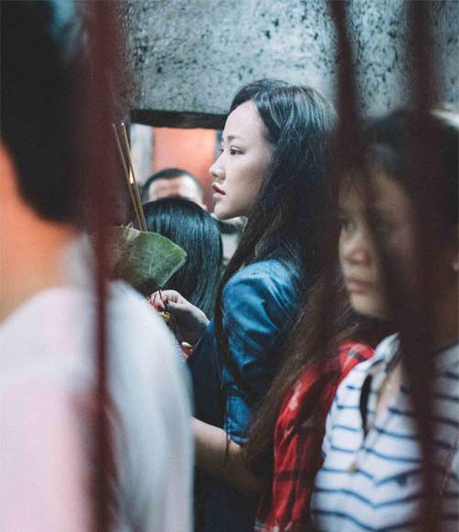Những mỹ nhân showbiz Việt sau khi khuấy banh dư luận lại tìm về chốn nhà chùa thanh tịnh Những mỹ nhân showbiz Việt sau khi khuấy banh dư luận lại tìm về chốn nhà chùa thanh tịnh