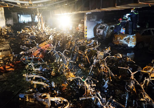 Bộ Xây dựng phối hợp với TP HCM xác định nguyên nhân gây cháy chung cư Carina Plaza