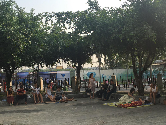 Lời kể của nhân chứng vụ cháy làm 13 người chết: Hơn 2 tiếng bị mắc kẹt trong căn phòng khói, chúng tôi chỉ nghĩ đến cái chết