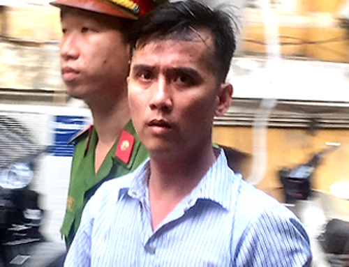 Chồng đẩy vợ ngã tử vong