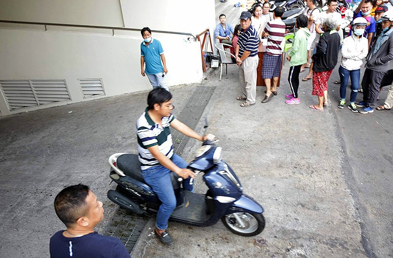 Trưa nay, cư dân Carina đã được xuống hầm lấy lại xe