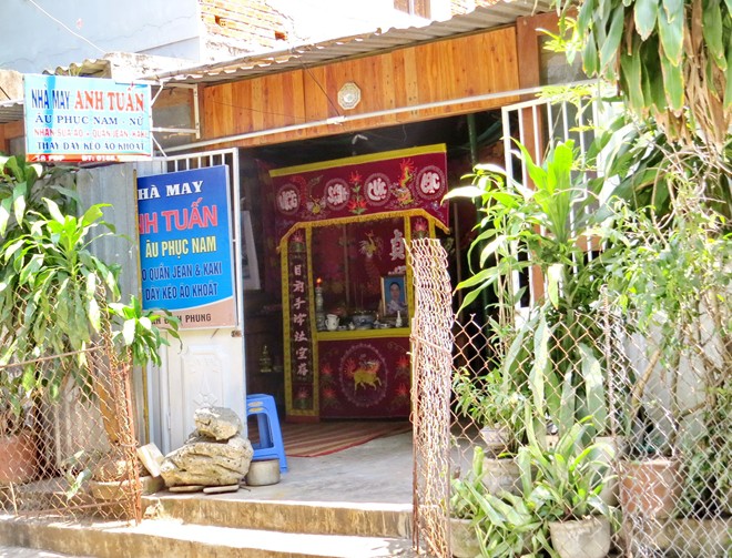 Vụ em trai tự đào huyệt chôn xác chị ruột trong nhà: Sự thật bất ngờ đến nhói lòng