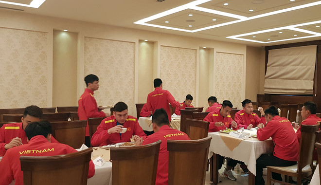 Tuyển Việt Nam có mặt tại Jordan sau hành trình dài 16 tiếng