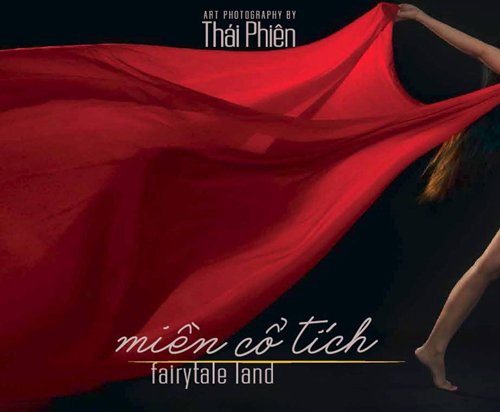 Tâm sự xót xa của cô gái từng làm người mẫu khỏa thân