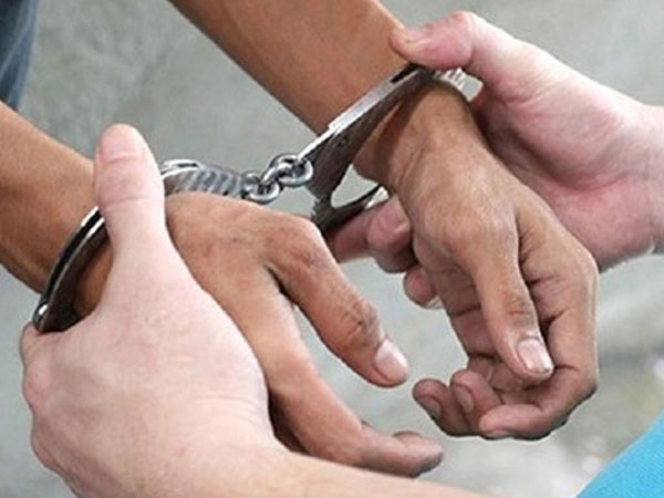 Đi tố cáo rồi bị bắt tạm giam