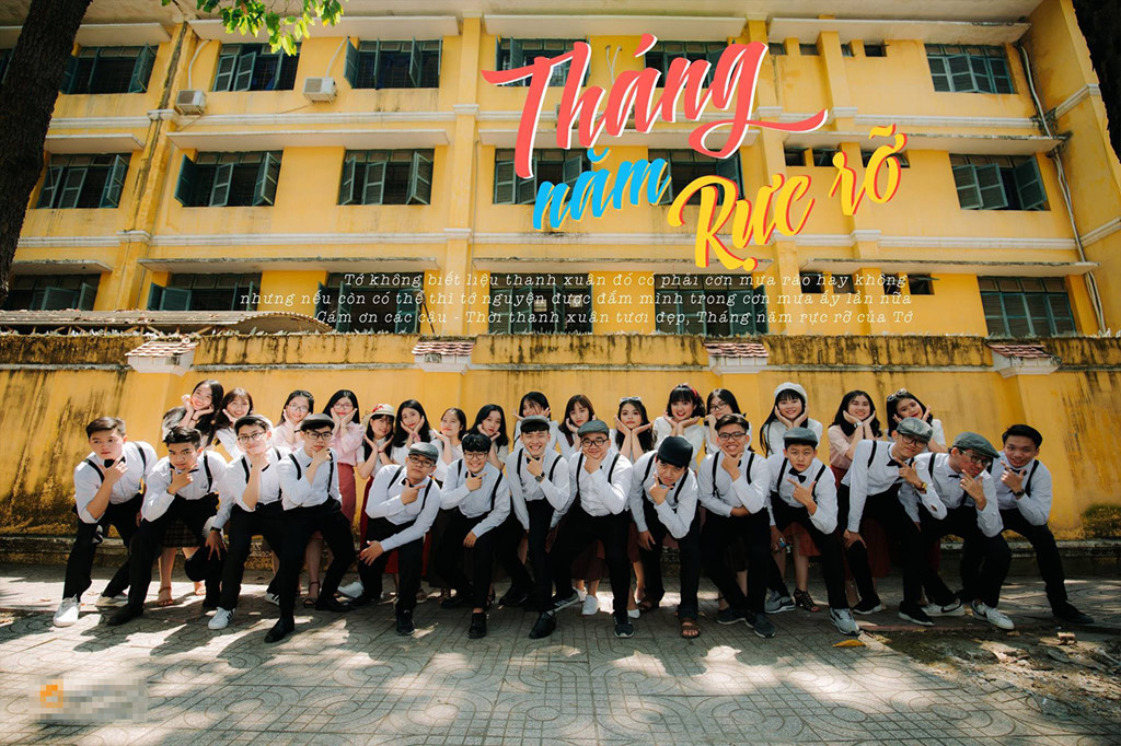 Ảnh kỷ yếu phong cách Tháng năm rực rỡ của 10X Sài Gòn